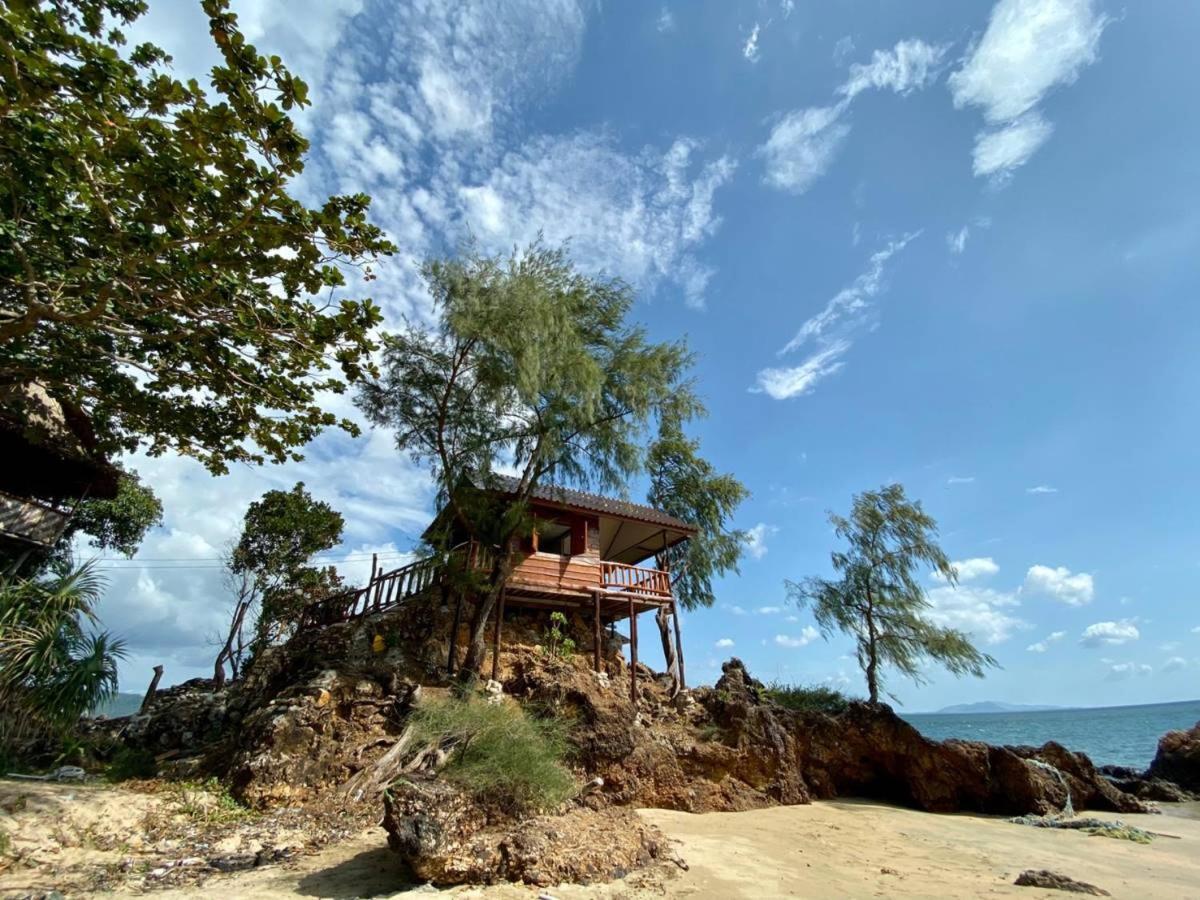 Kohjum Freedom Resort