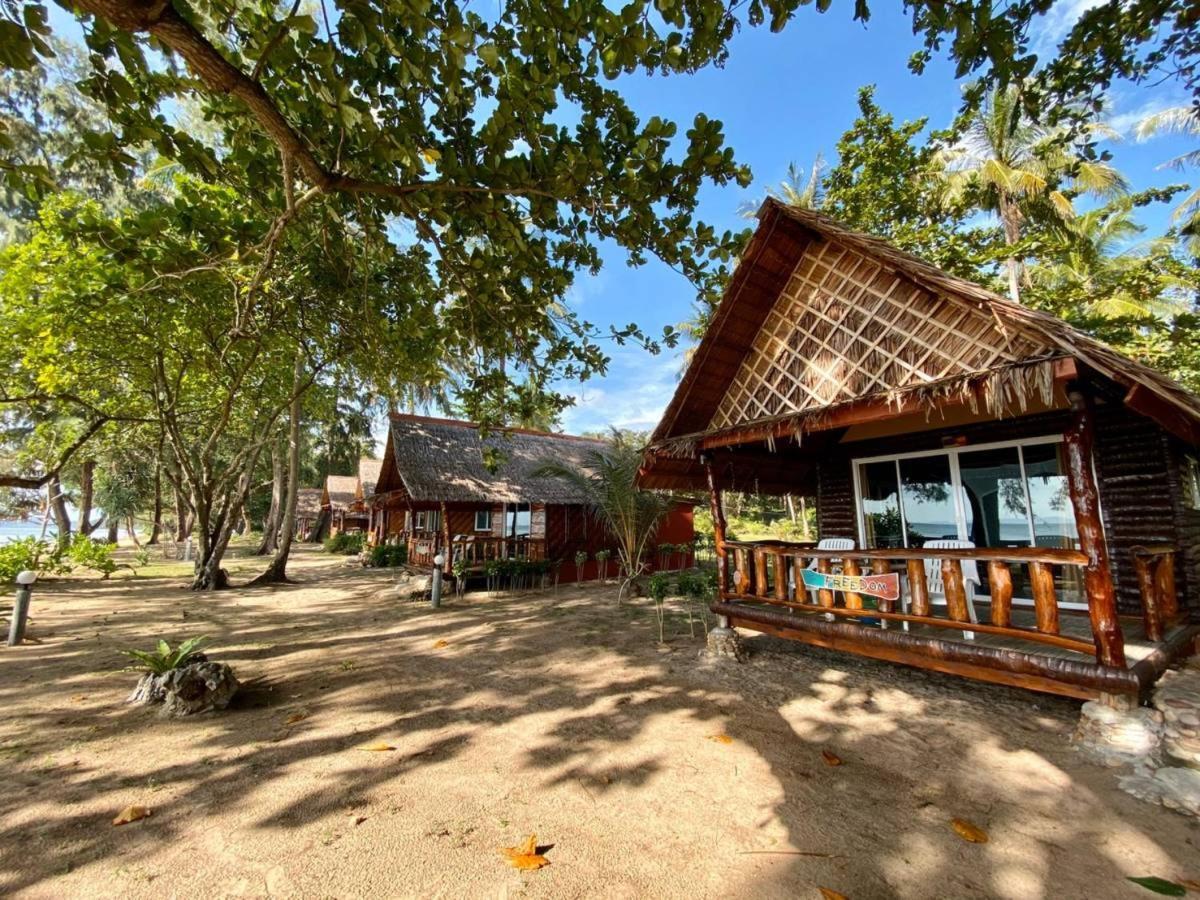 Resort Kohjum Freedom