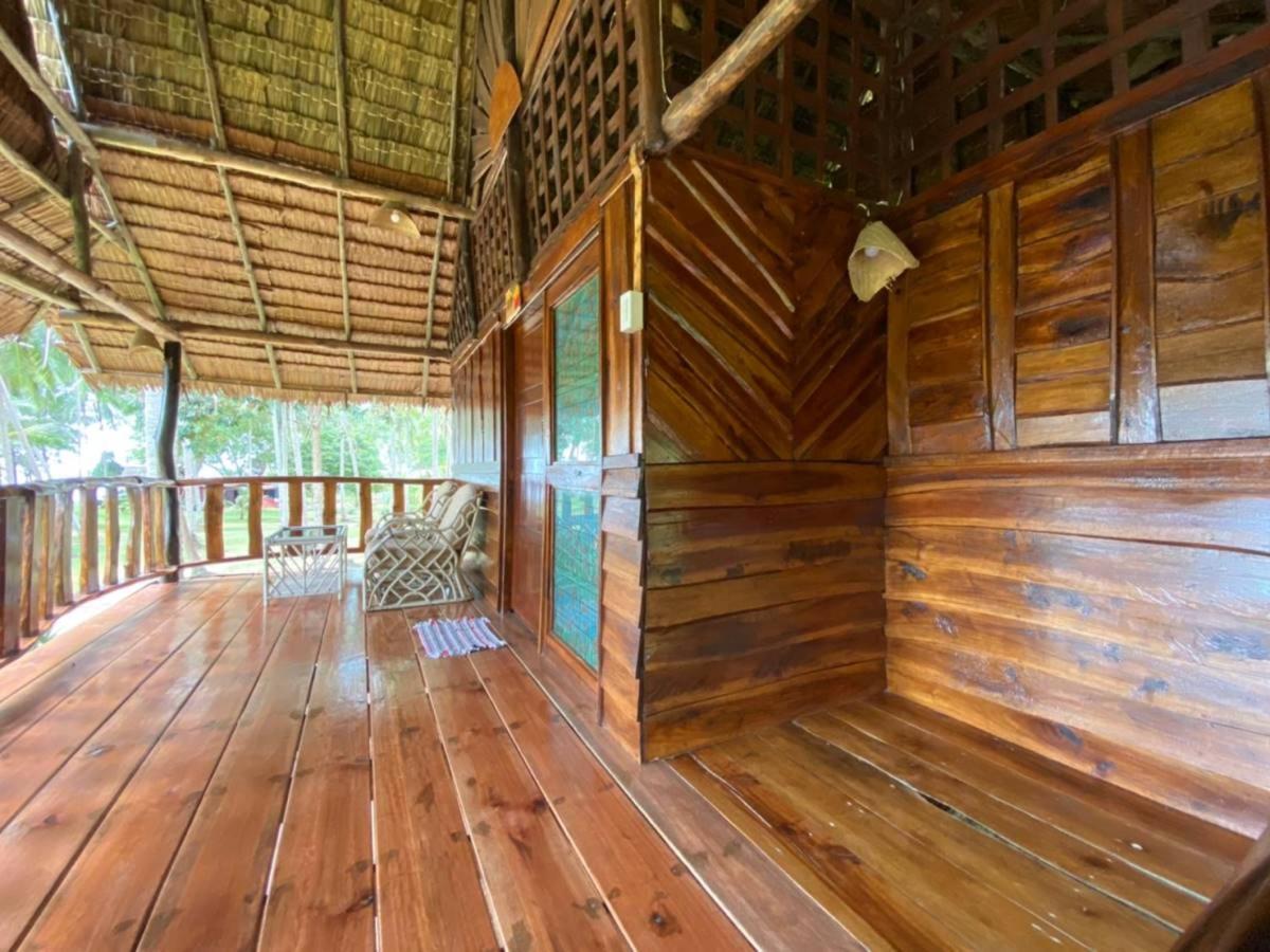 Kohjum Freedom Resort 3*