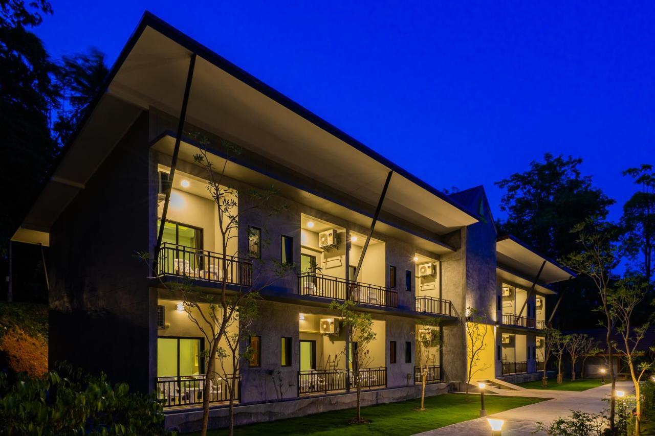 Kaw Kwang - Sha Extra Resort Koh Lanta