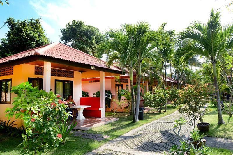 Resort Samui Mermaid Beachfront 3*