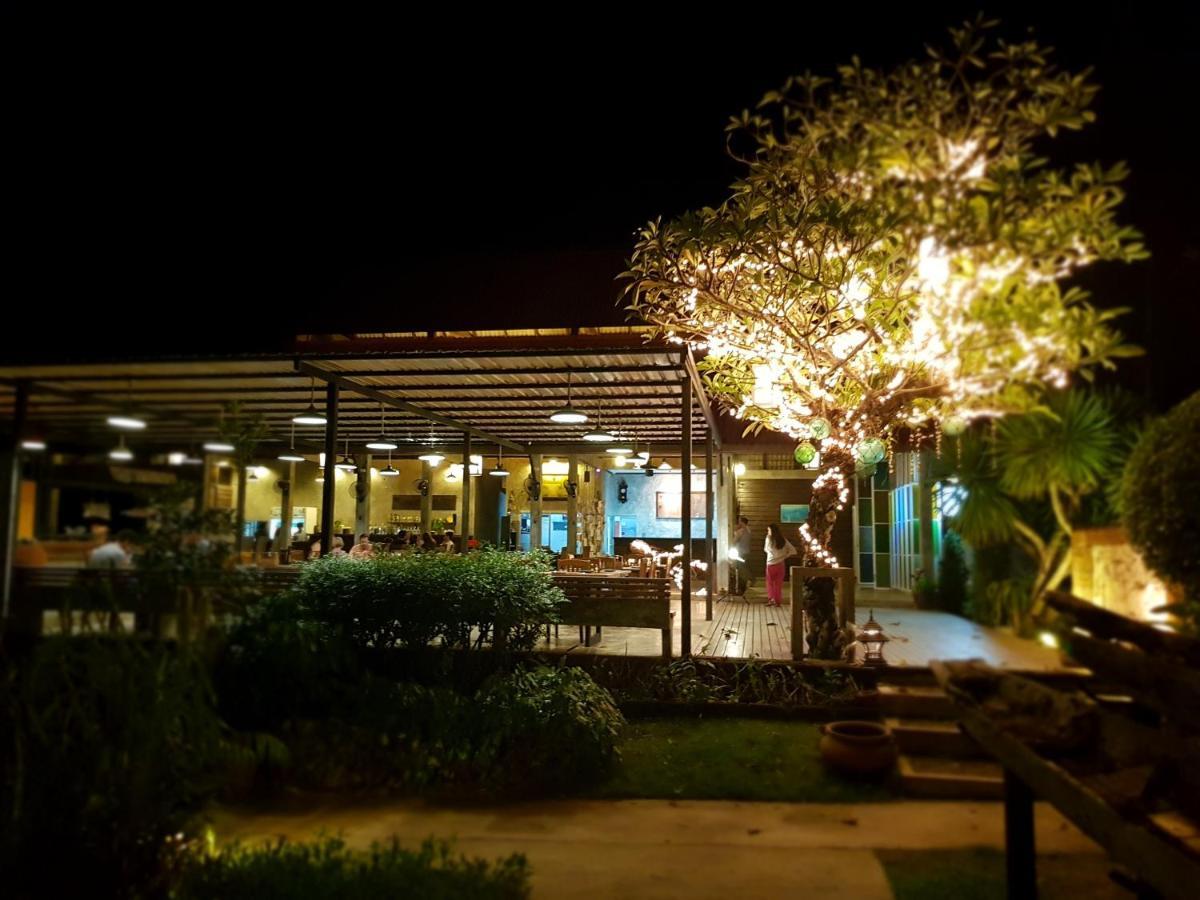 Tropicana Lanta Resort