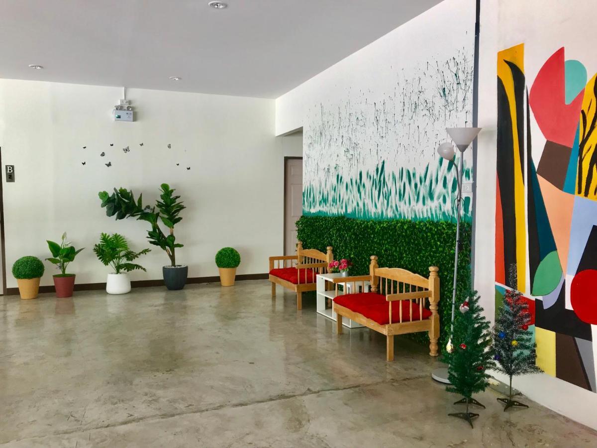 Wake Up @lanta : Cafe Hostel