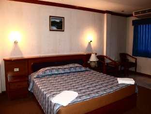 Hotel Sea Falcon 2*
