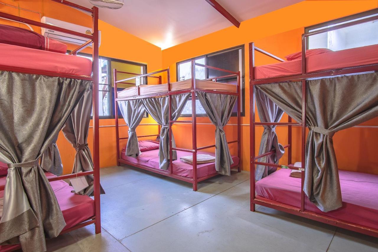 Oyo 586 I Albergue Phuket