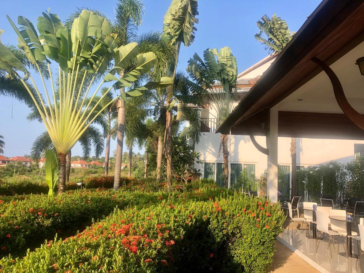 Aparthotel Nadivana Serviced 3*