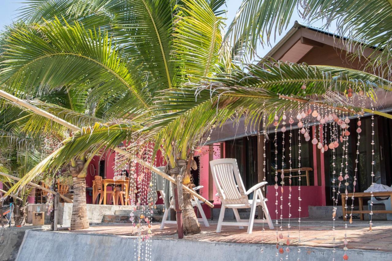 Hotel Oyo 797 Pink House