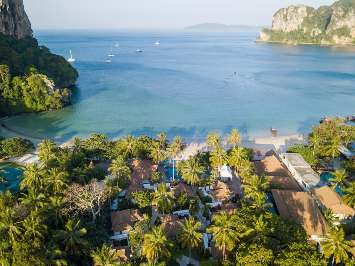 Resort Bay &