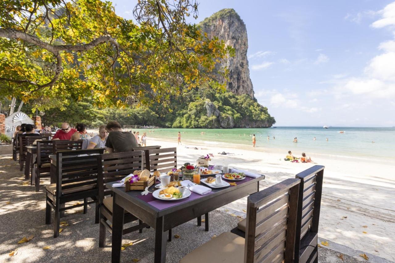 Resort Bay &