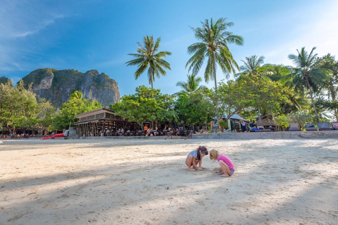 Resort Bay &