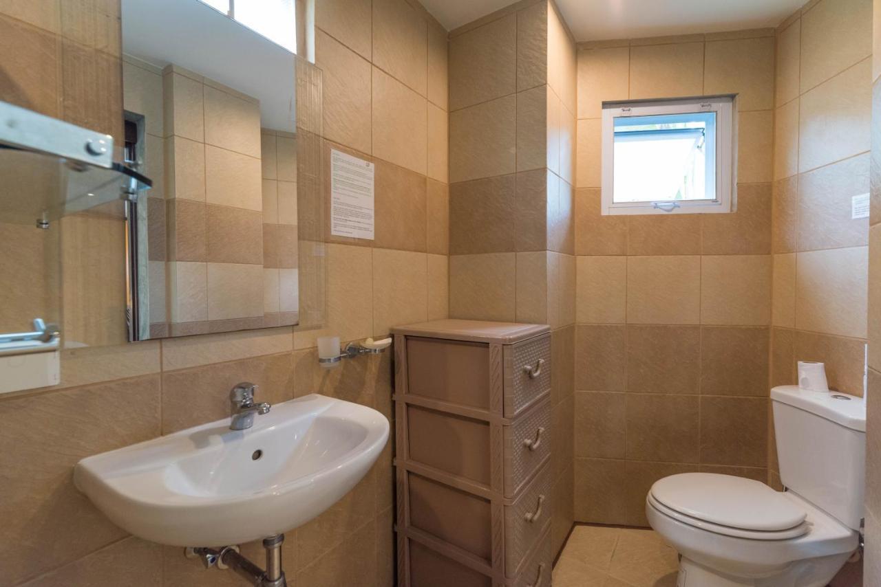 Noi Guest house 3*