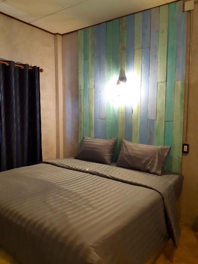 Samanta By The Sea (adults Only) Guest house Ko Lan
