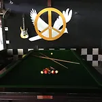 The Lazy Bar And Guesthouse