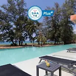 Coriacea Boutique Resort
