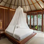 Haadtien Beach Resort