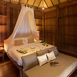 Haadtien Beach Resort