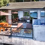 Blue View Amazing 3-Bedroom, Sea View Villa,