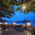 Mountain Reef Beach Resort