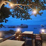 Mountain Reef Beach Resort
