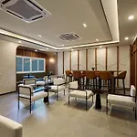 Panmanee Hotel-Newly Renovated