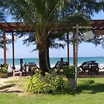 Lanta Villa Resort