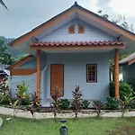 Khaolak Banana Bungalow