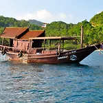 Jamahkiri Dive Resort & Spa