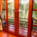 Lanta Wanida Resort