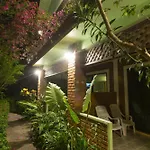 Ladda Resort