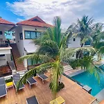Simple Life Cliff View Resort