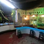 Moov Inn Garden Hostel