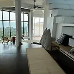 Villa On The Rocks