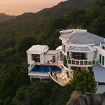 Villa On The Rocks
