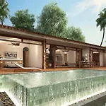 Overthemoon Luxury Pool Villas