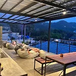 Indie Hostel - Koh Tao