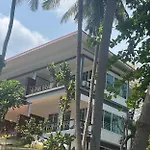 Mountain Reef Beach Resort