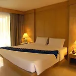 Phi Phi Banyan Villa