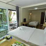 Papaya Phi Phi Resort