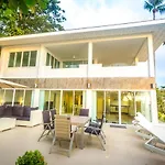 Exclusive Beachfront Villa