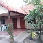Hans Strand Bungalows
