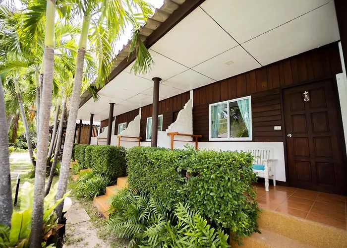 Assava Dive Resort - Sha Plus