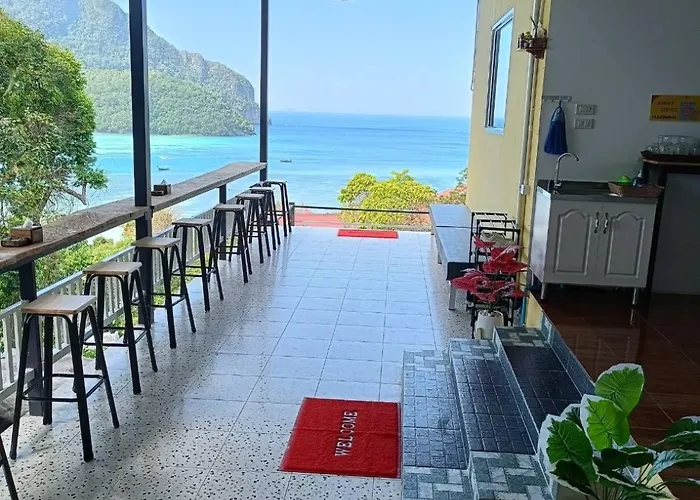 The View Hostel