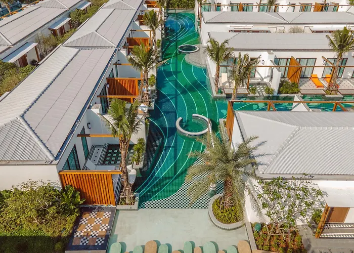 Sugar Marina Resort-Lagoon-Villas, Naiyang Beach