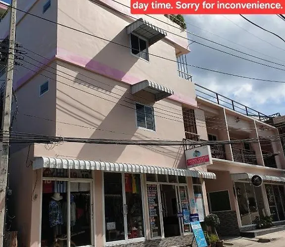 Sairee Center Guest House