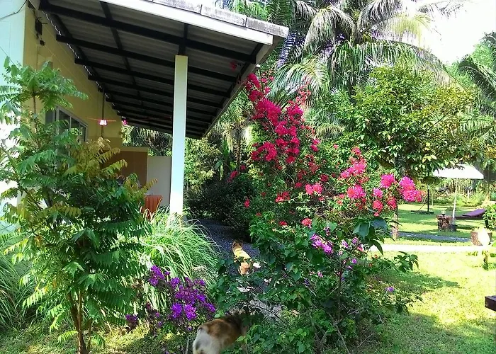 Aathid Garden Khao Lak