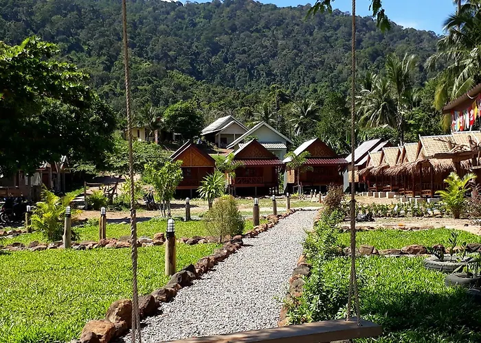 Mook Anda Lanta Village