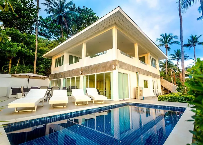 Exclusive Beachfront Villa