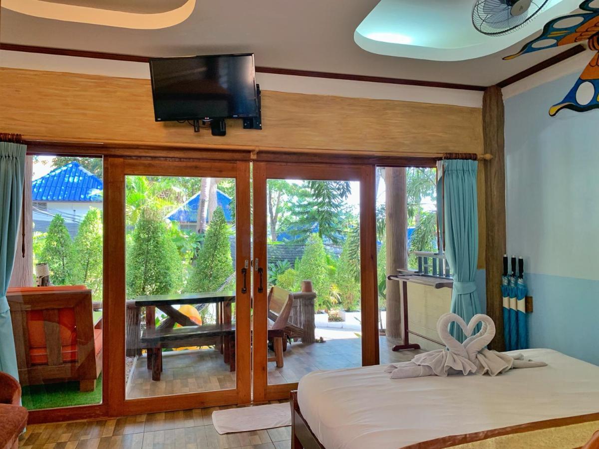 Dd Hut Resort
