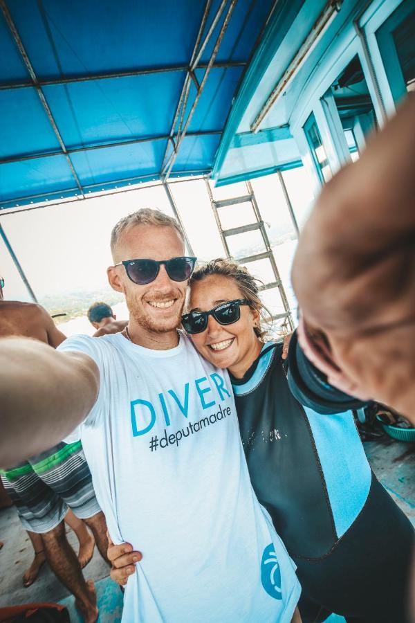 Dpm Diving & Bar 3* Koh Tao