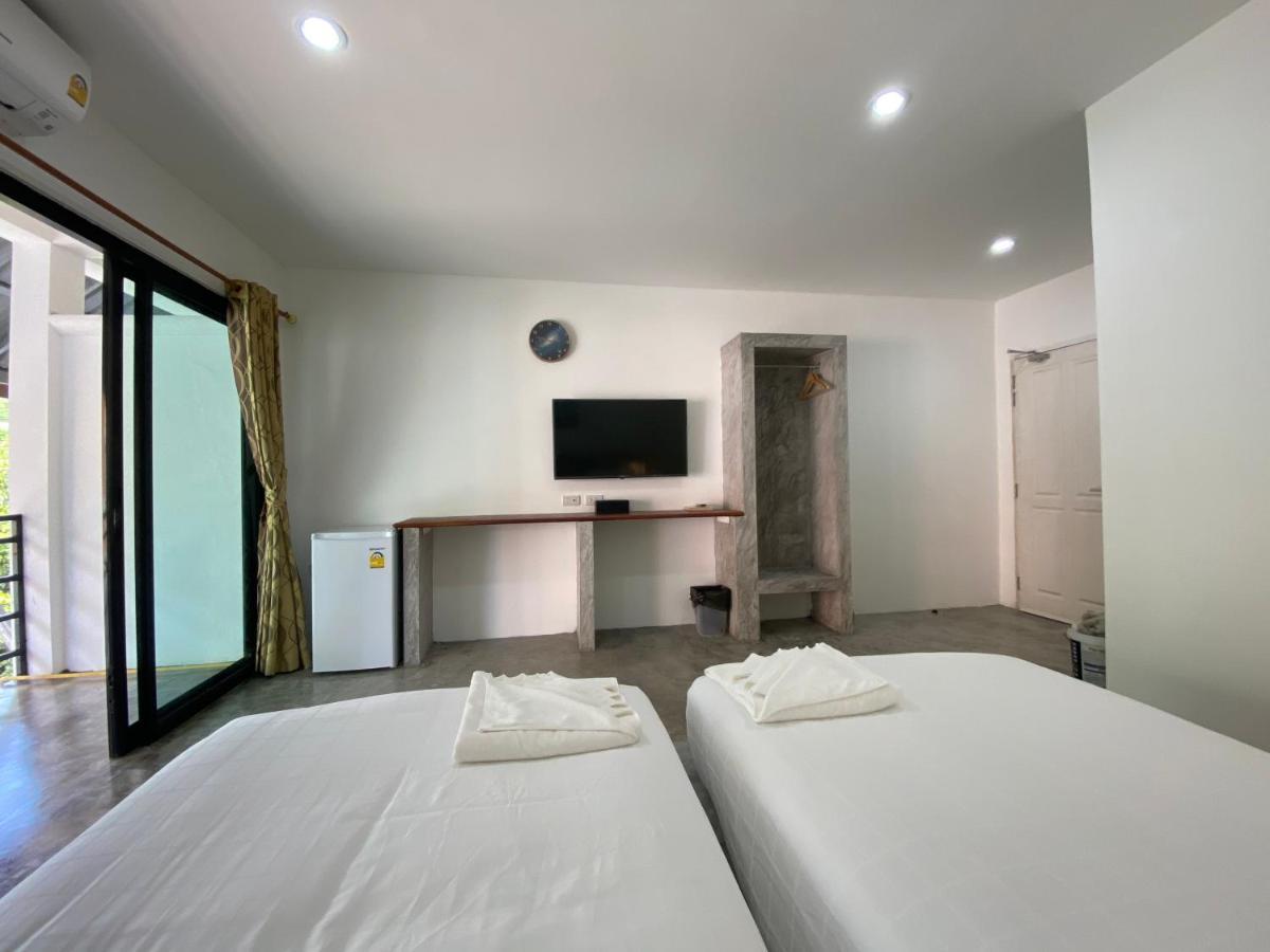 Island Dive Club 3*